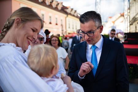 Izjemen obisk zaznamoval 50. Dneve narodnih noš in oblačilne dediščine v Kamniku (Blaž T. Muc)  (143)